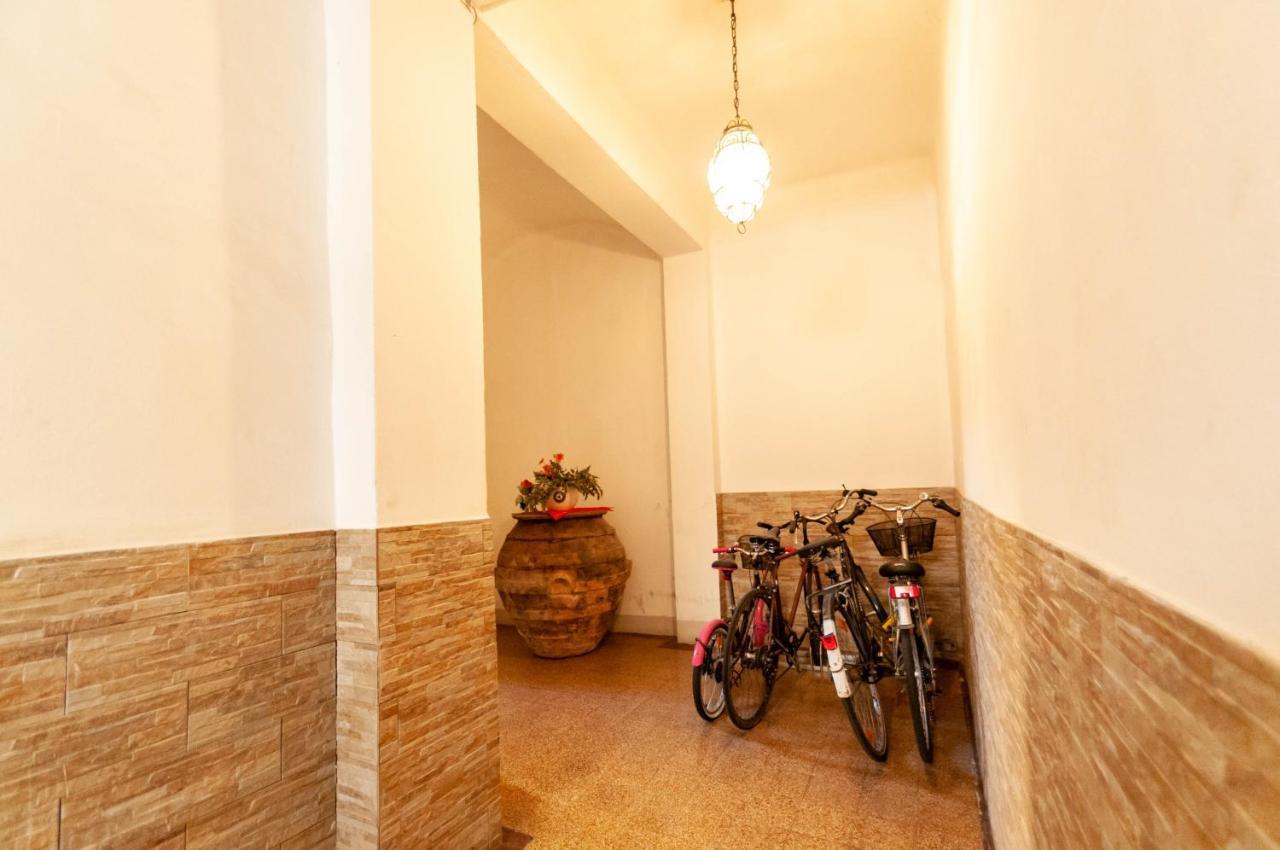 Porta Antica Apartment Bologna Exteriör bild